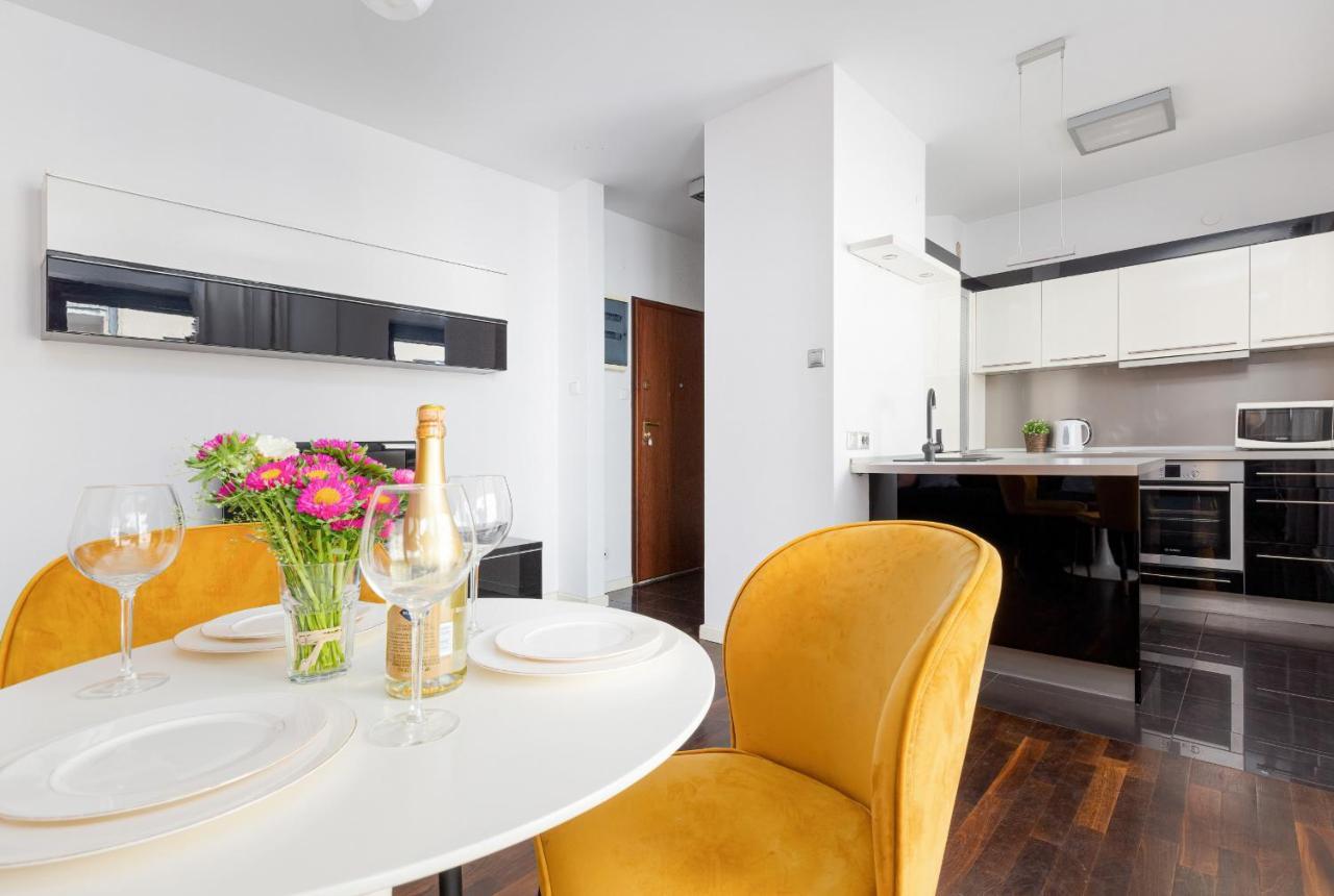Residence On Wspolna Str. Apartment Warsaw By Renters Buitenkant foto